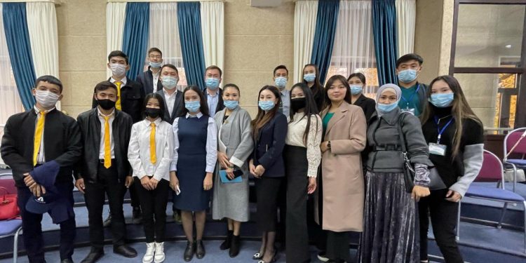Шымкентте «Саналы ұрпақ» ерікті студенттік клубтарының слеті өтті