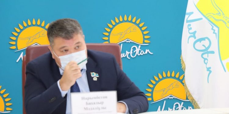 Шымкент қаласы мәслихатының хатшысы жеке қабылдау өткізді