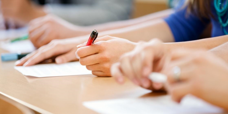 Қазақстанда оқушыларға арналған Президенттік олимпиада басталды