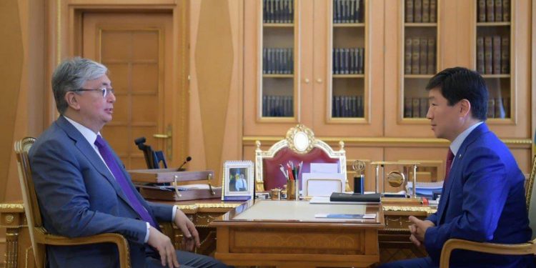«Плоды воспаленного воображения»: Пресс-секретарь Nur Otan прокомментировал высказывания журналистки