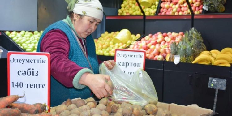 Шардарада бірқатар тауарлардың бағасы төмендеді