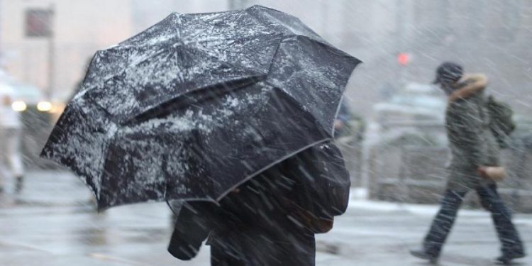 Еліміздің 10 өңірінде дауылды ескерту жарияланды
