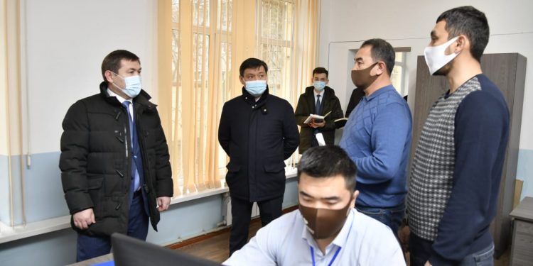 Қала әкімі «Диспетчерлік қызмет орталығының» жұмыс барысын тексерді