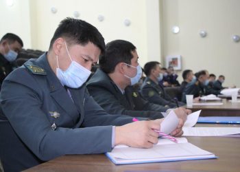 Шымкент: Әскери қызметшілердің құқық тәртібі мәселелері талқыланды