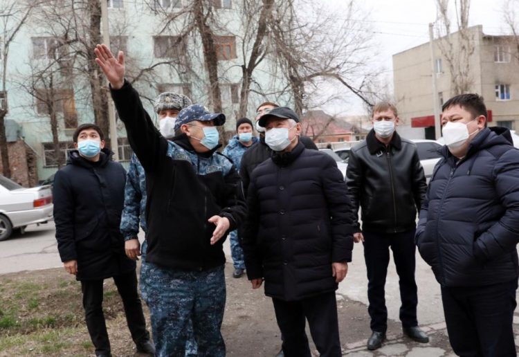 Таразда қалпына келтіру жұмыстары қарқынды жалғасуда