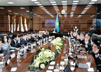 Шымкент қаласы мәслихатының 13 сессиясы өтті