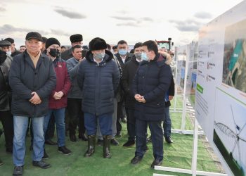 Ө.Шөкеев: «Біз суды тиімді пайдаланып, мол өнім алудың үлгісін көрсетуіміз керек»