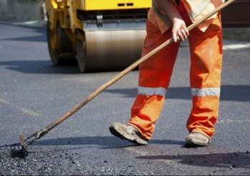 Шымкентте 300-ге жуық көшеге орташа жөндеу жұмыстары жүргізіледі