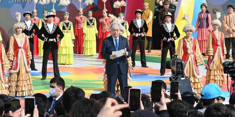 Мемлекет басшысы Қазақстан халқын Наурыз мерекесімен құттықтады