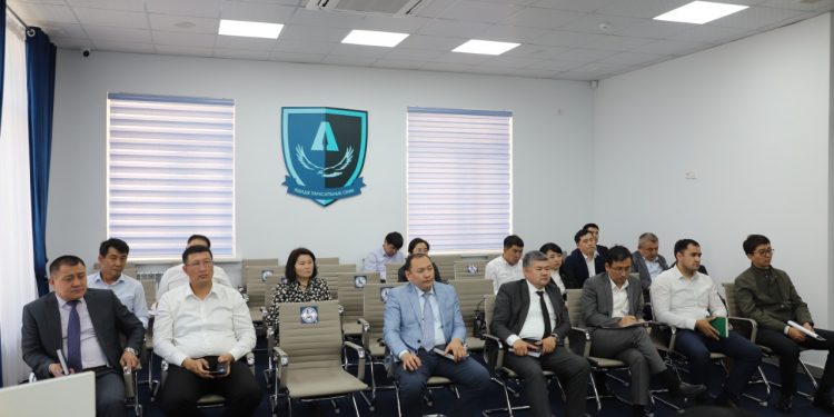 Сыбайлас жемқорлық тәуекелдеріне ішкі талдау жүргізу бойынша әдістемелік көмек көрсетілді