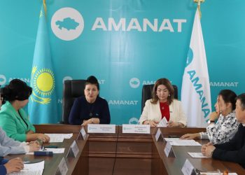 «AMANAT» : Жұмыспен қамту шаралары партия мәжілісінде талқыланды