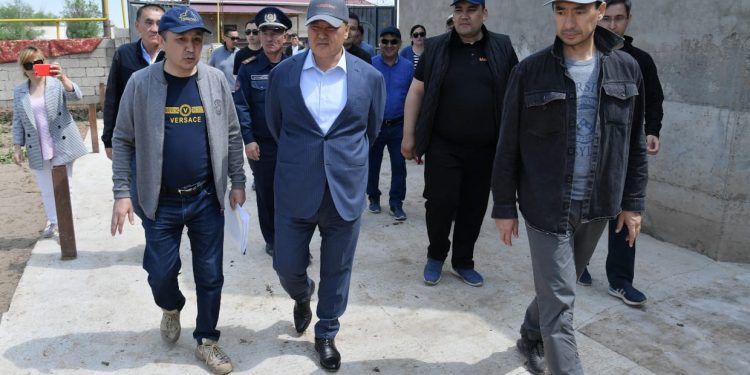 Түркістан: Жаңбыр суынан зардап шеккендерге 100 млн. теңгеден астам көмек беріледі