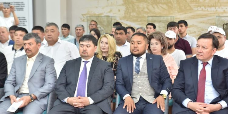 ҚХА кәсіпкерлер қауымдастығының президенті Шымкенттік кәсіпкерлермен кездесті