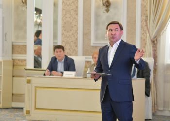 М.Әйтенов Еңбекші ауданы тұрғындарымен кездесті