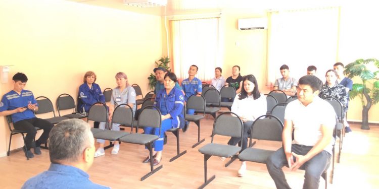 AMANAT: Жедел жәрдем станциясының қызметкерлерімен кездесу өтті