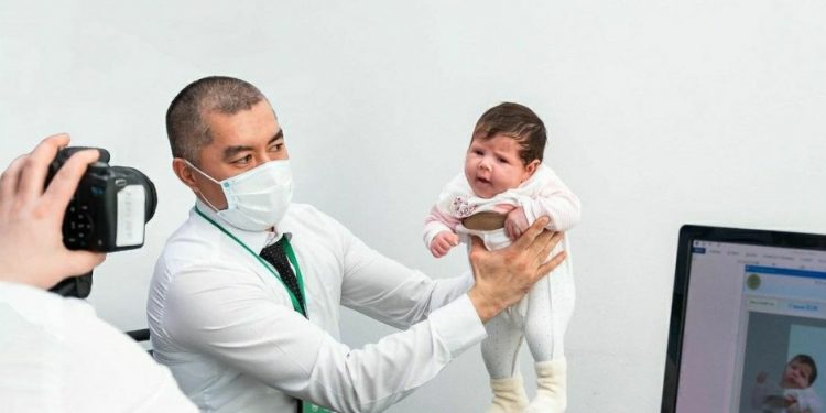 Балаға паспортты қалай алуға болады