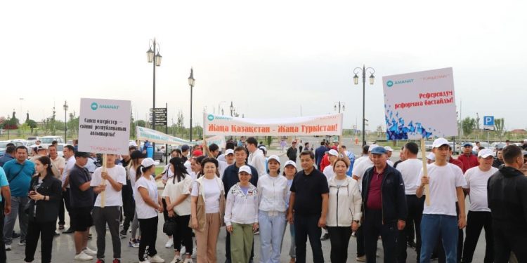 Түркістанда алғаш рет «Денсаулыққа қарай 10 000 қадам» акциясы өткізілді