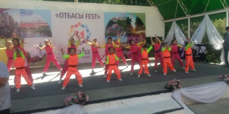 Үлгілі отбасылар сайысқа түсті
