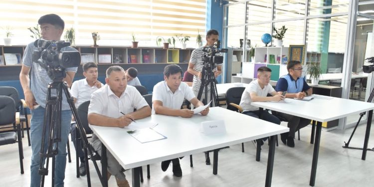 В Шымкенте стартовала акция «Чистый город»