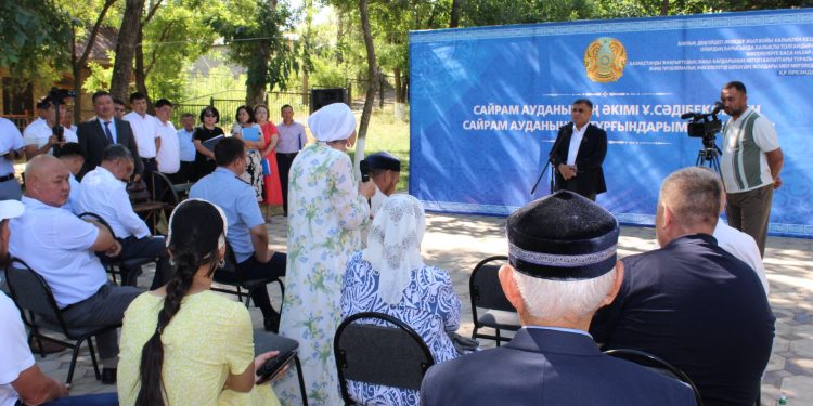 Түркістан: Ақбұлақтықтар талап бар жерде тірлік бар екенін айтты