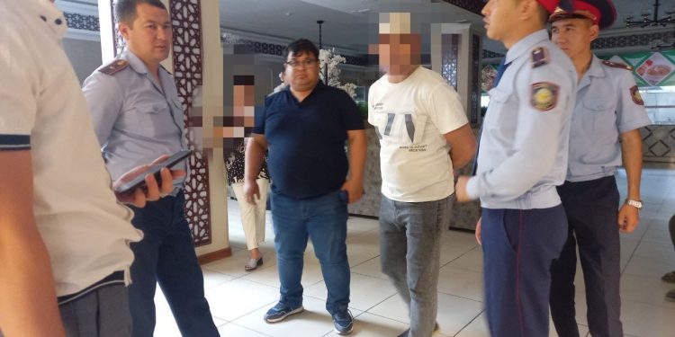 Жетісай: Құқықбұзушылықтың алдын алу мақсатында түрлі шаралар ұйымдастырылуда