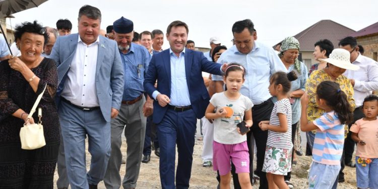 Достық шағын ауданына газ берілді