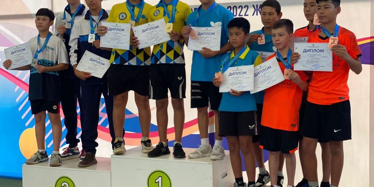 Түркістан облысының құрама командасы үстел теннистен жүлделі бірінші орынға ие болды