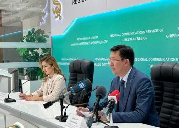 Түркістан: Мұқтаж балаларға мектеп формасын алуға көмек көрсетіледі