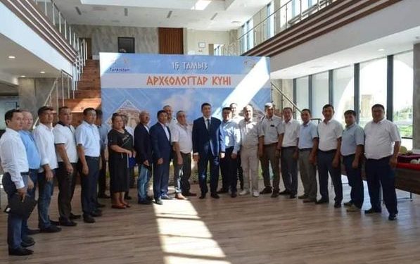 ТҮРКІСТАНДА АРХЕОЛОГТАР КҮНІ ӨТТІ