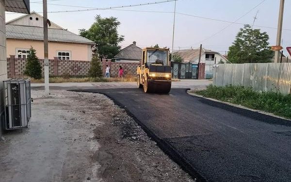 ТҮРКІСТАН: ЖЕТІСАЙДА 80 ШАҚЫРЫМҒА ЖУЫҚ ЖОЛ ЖӨНДЕЛЕДІ