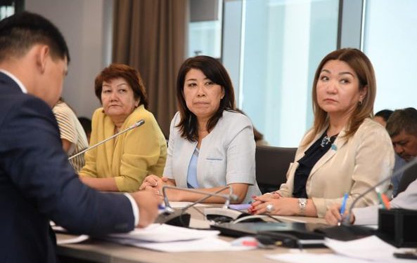 ТҮРКІСТАНДА ОТБАСЫ ИНСТИТУТЫН НЫҒАЙТУ ЖӘНЕ ИНКЛЮЗИВТІ БІЛІМ БЕРУ БАҒЫТЫНДАҒЫ ЖҰМЫСТАР КҮШЕЙЕДІ