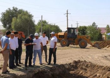 ТҮЛКІБАСТАҒЫ КЕРШЕТАС АУЫЛЫНДА ЖАҢА МӘДЕНИЕТ ҮЙІ БОЙ КӨТЕРІП, МЕКТЕП ЖӨНДЕЛІП ЖАТЫР