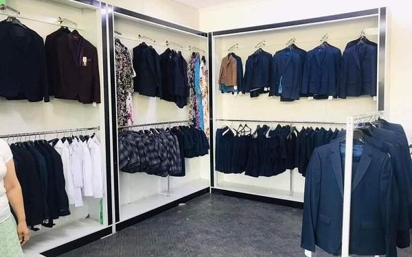 ТҮРКІСТАН: «АЛТЫН АДАМ» ТІГІН ФАБРИКАСЫ БІРЫҢҒАЙ МЕКТЕП ФОРМАСЫН ШЫҒАРЫП ЖАТЫР