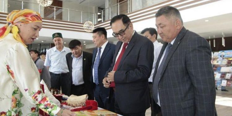 ТҮРКІСТАНДА АХМЕТ БАЙТҰРСЫНҰЛЫНЫҢ 150 ЖЫЛДЫҒЫ ӨТТІ