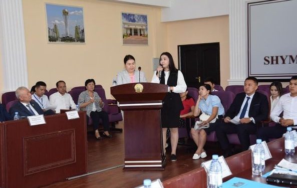 ШЫМКЕНТ: СУДЬЯЛАР ҰЛТ ҰСТАЗЫНЫҢ ШЫҒАРМАЛАРЫН ОҚЫДЫ