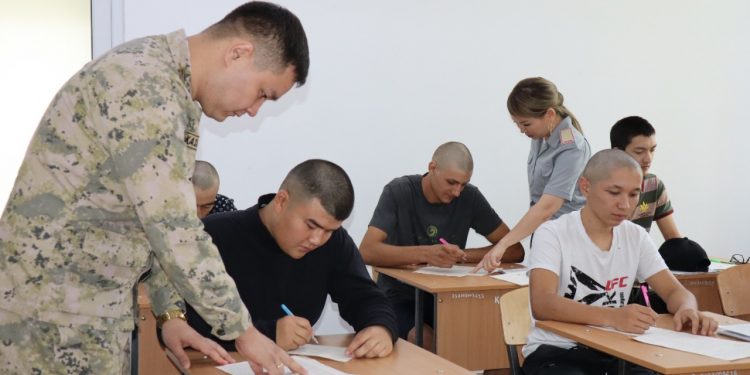 Шымкент: Күзгі әскерге шақыру науқаны жүріп жатыр