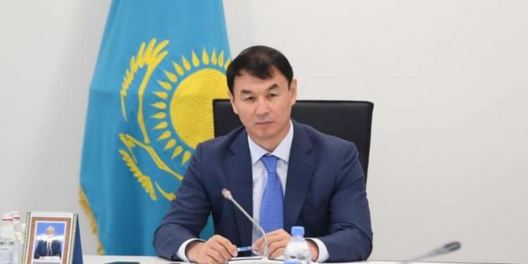 ТҮРКІСТАН: ЖҰМЫССЫЗДЫҚ МӘСЕЛЕСІН ШЕШУДІҢ ЖОЛДАРЫ ТАЛҚЫЛАНДЫ
