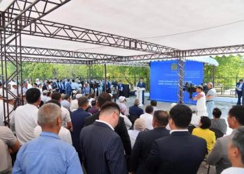 ТҮРКІСТАН: БӘЙДІБЕК ТҰРҒЫНДАРЫН АЛАҢДАТҚАН МӘСЕЛЕЛЕР ТАЛҚЫЛАНДЫ