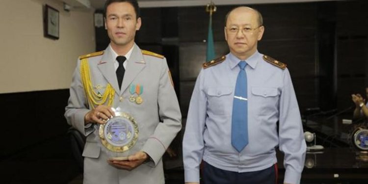 Түркістандық полицейлер «Парасатты полицей» байқауында бақ сынады