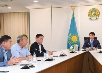 ТҮРКІСТАН: МАҚТА ЗАУЫТТАРЫНЫҢ БАСШЫЛАРЫМЕН ОРТАҚ КЕЛІСІМ