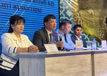 ТҮРКІСТАН: ОҚУШЫЛАР АРАСЫНДАҒЫ ҚҰҚЫҚ БҰЗУШЫЛЫҚТЫҢ АЛДЫН АЛУ МӘСЕЛЕСІ ТАЛҚЫЛАНДЫ