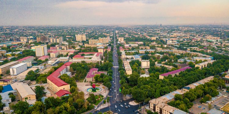 ШЫМКЕНТ: БАС ЖОСПАРҒА СӘЙКЕС, КӨП ҚАБАТТЫ ҮЙЛЕР 80, АЛ ЖЕКЕ ҮЙЛЕР 20 ПАЙЫЗДЫ ҚҰРАЙДЫ