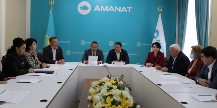 ПРЕЗИДЕНТ ЖОЛДАУЫ БОЙЫНША ФРАКЦИЯ МӘЖІЛІСІ ӨТТІ