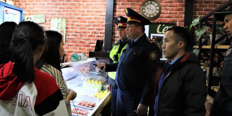 КЕНТАУДА: «Балалар қауіпсіздігі» рейдтік іс-шарасы жүргізілуде