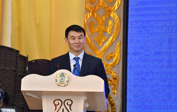 ДАРХАН САТЫБАЛДЫ: «ЖАЙЛЫ МЕКТЕП» ЖОБАСЫ АЯСЫНДА ТӨЛЕБИДЕ БІРНЕШЕ МЕКТЕП САЛЫНАДЫ»