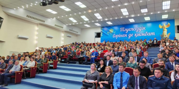 ҚР Президентінің кезектен тыс сайлауын дайындау және өткізу мәселелері бойынша өңірлерге барды