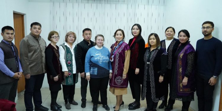Қарақат Әбден Абай облысы тұрғындарымен кездесті