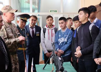 Шымкентте ардагерлер 11 колледждің студенттерімен кездесті