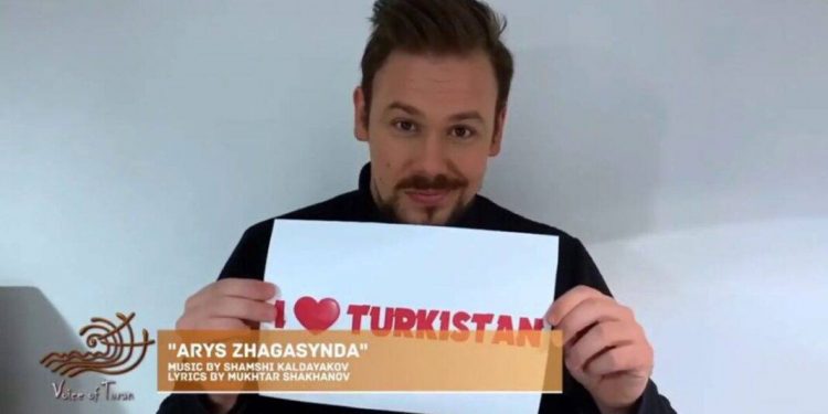 Мировые артисты запоют на казахском языке в Туркестане