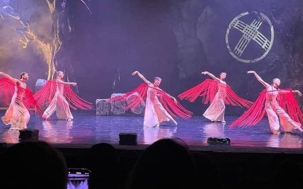 В Туркестанском музыкально-драматическом театре состоялось открытие нового сезона